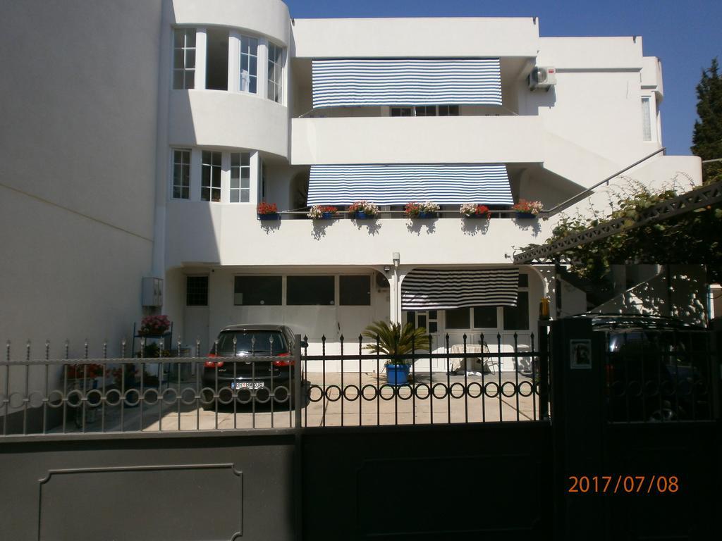 Apartments Suster Bar Exterior photo